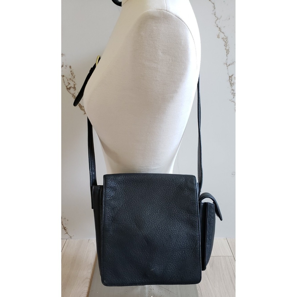 Tignanello Crossbody Bag Womens Small Black Leather Organizer Messenger‎ Purse